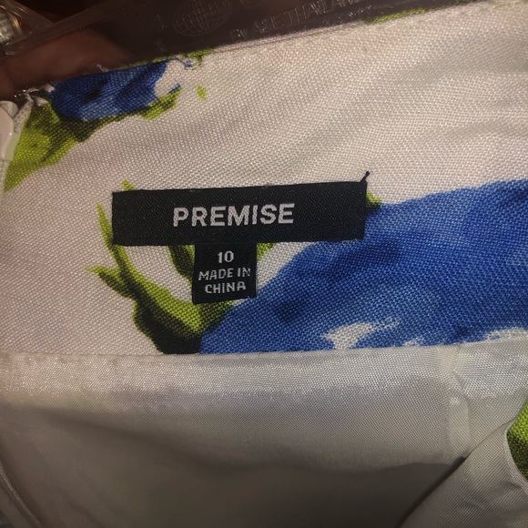 Two floral skirts - Picture 4 of 4